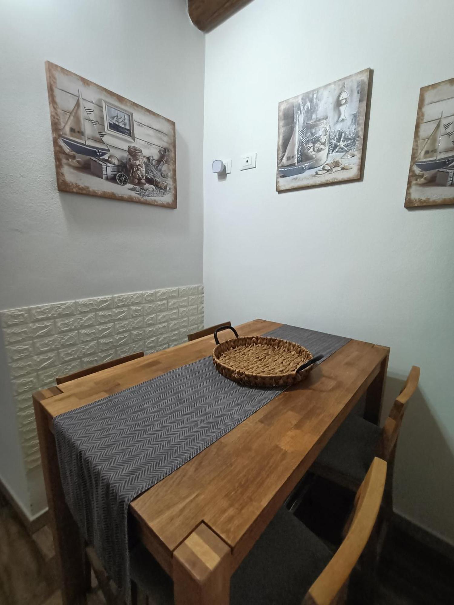 Bed And Breakfast Raggio Di Sole Iglesias Exterior photo