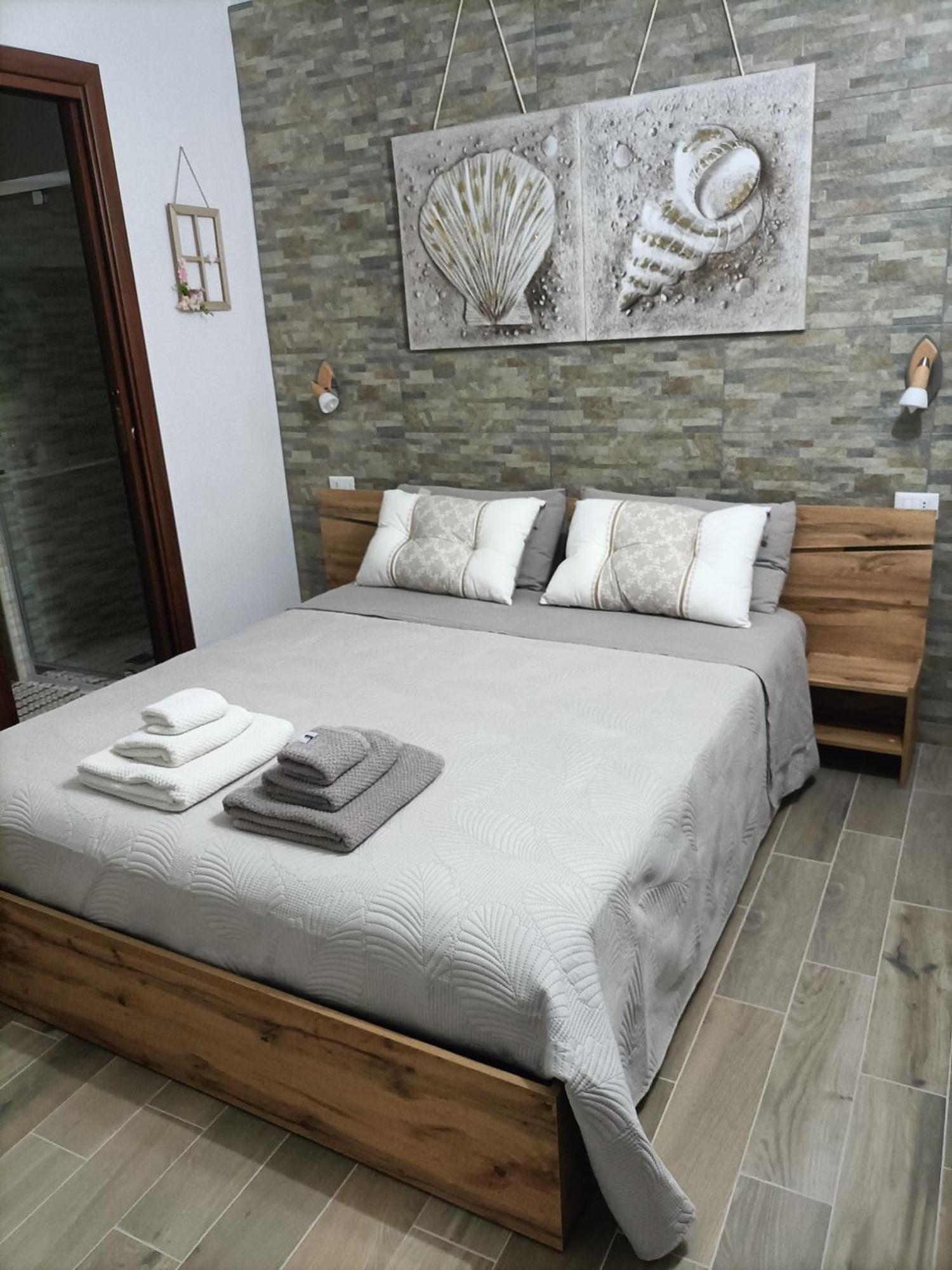 Bed And Breakfast Raggio Di Sole Iglesias Exterior photo